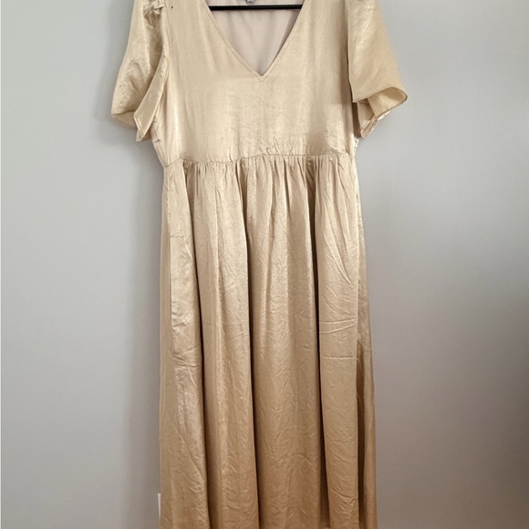 Madewell Dresses & Skirts - Madewell Cream Midi Dress